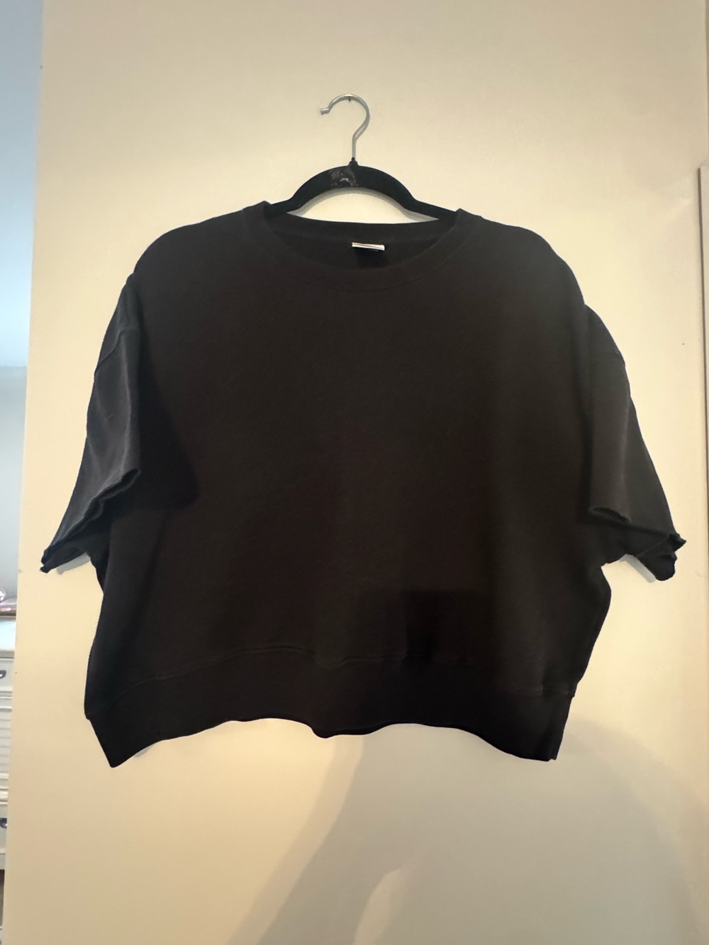 PINK Victoria's Secret Black Short-Sleeve Crewneck Sweatshirt sz MED